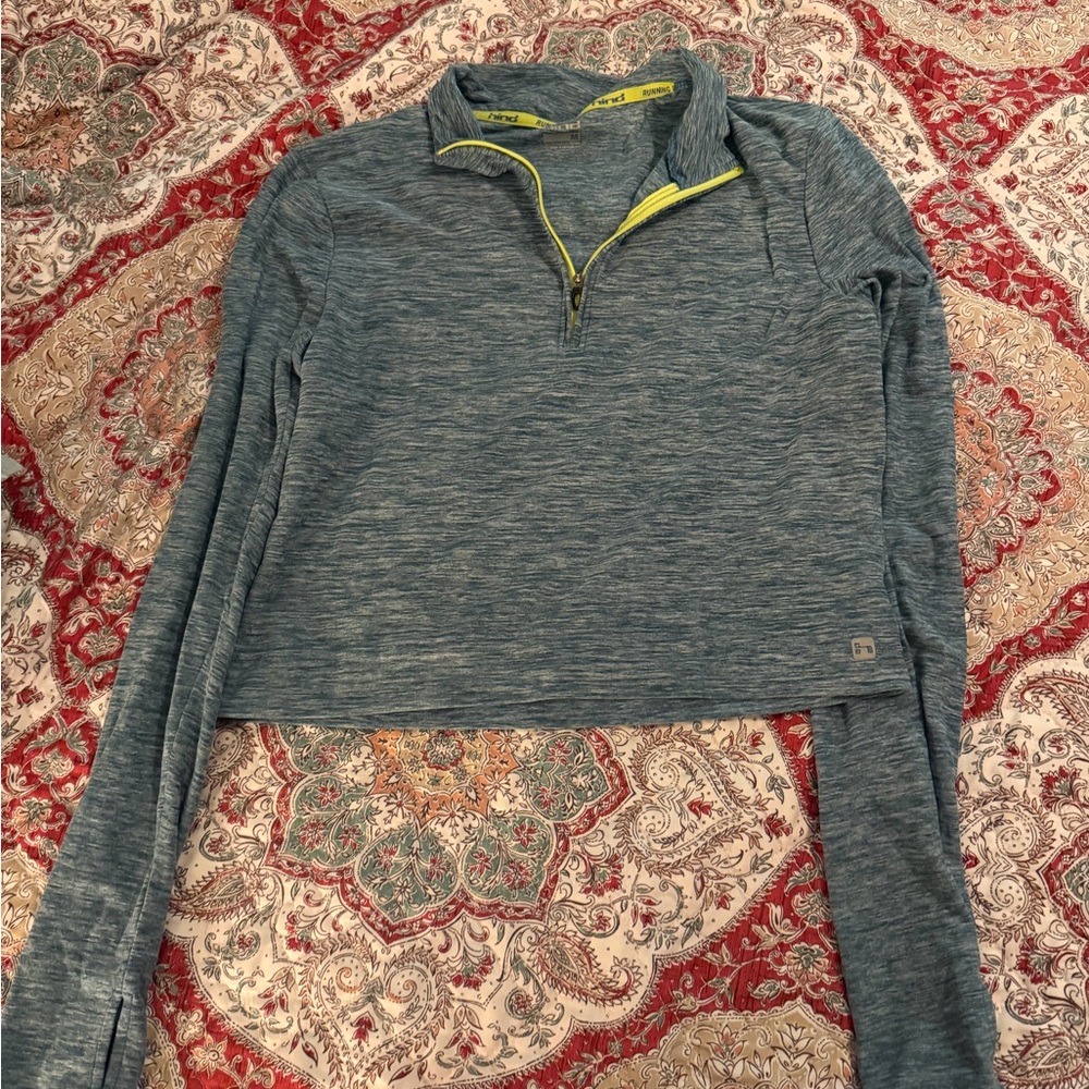 Hind Heathered Blue Cropped Running Top with Yellow Trim